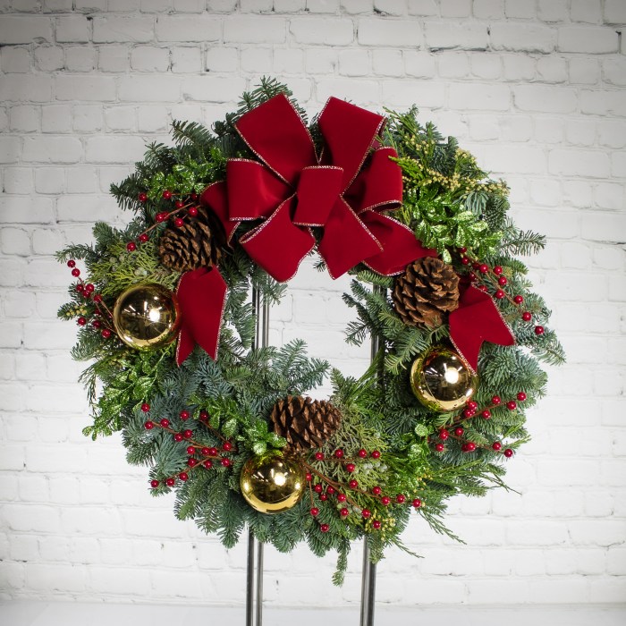 Wreaths horns